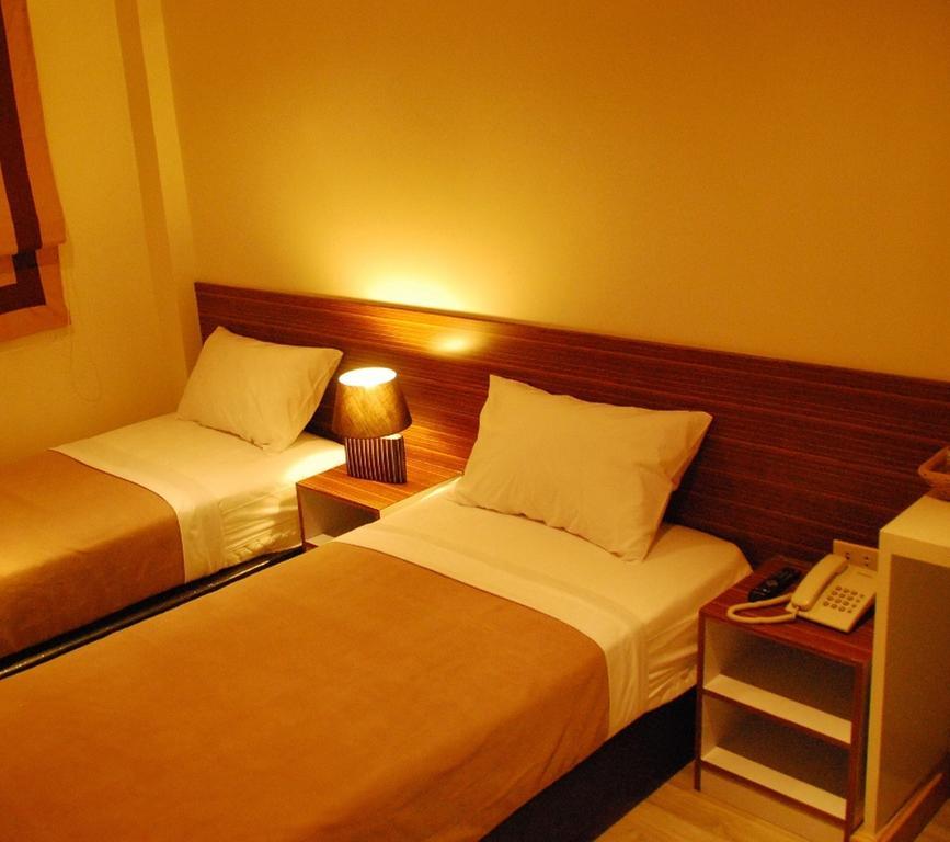 Hotel White House Asoke Sukhumvit 18 Bangkok Pokój zdjęcie