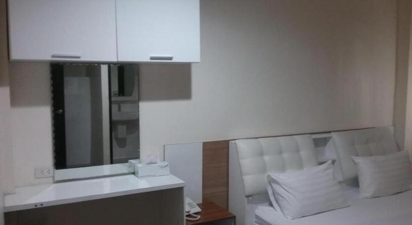 Hotel White House Asoke Sukhumvit 18 Bangkok Zewnętrze zdjęcie
