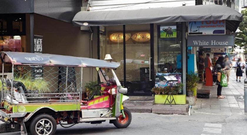 Hotel White House Asoke Sukhumvit 18 Bangkok Zewnętrze zdjęcie